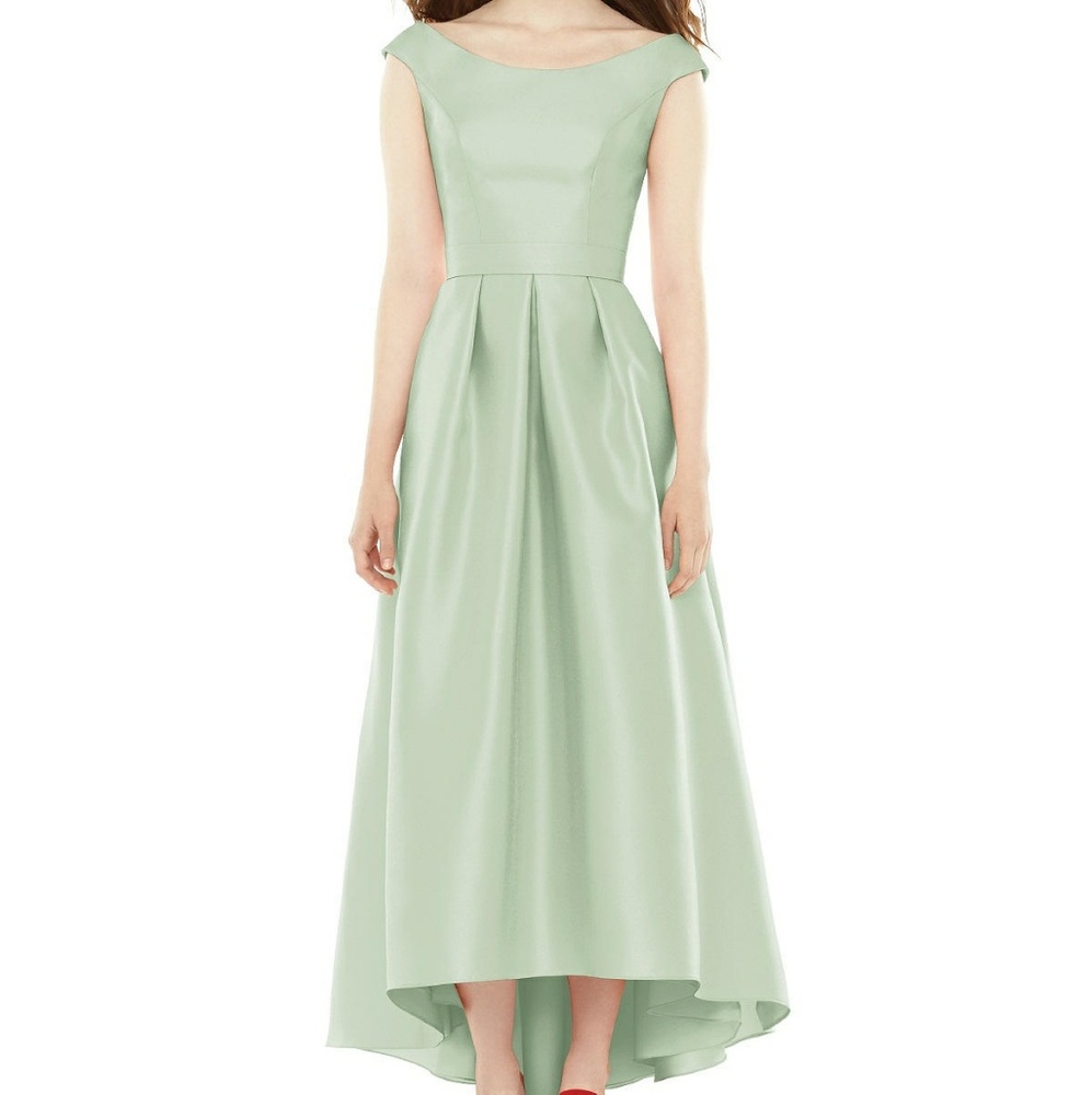 Alfred Sung dress D722 in Celadon